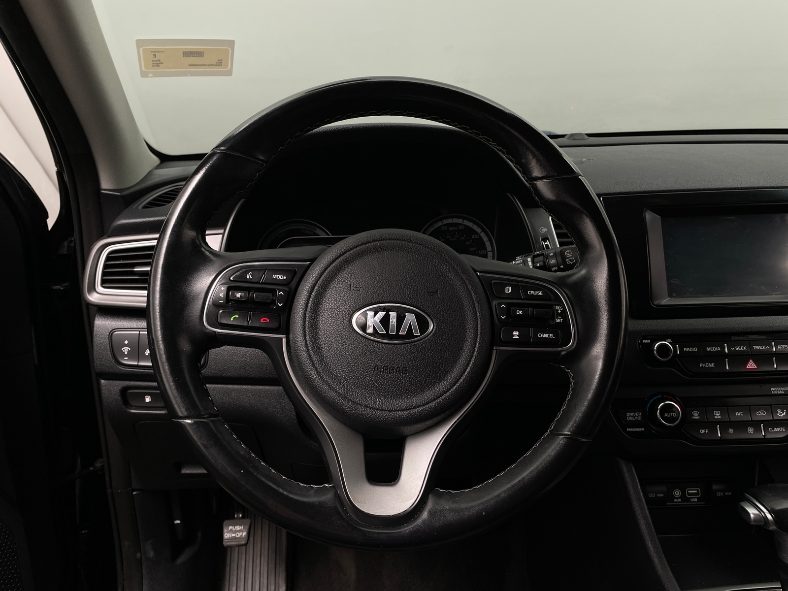 Thumbnail: 2019 Kia Niro - 5