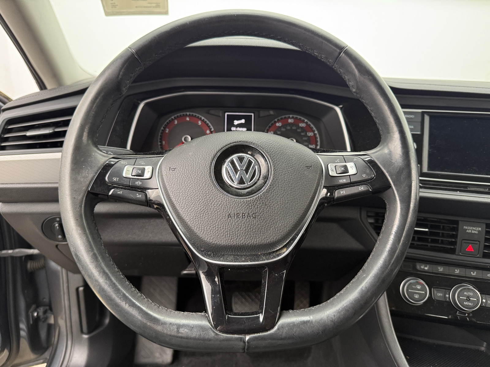 Thumbnail: 2019 Volkswagen Jetta - 4