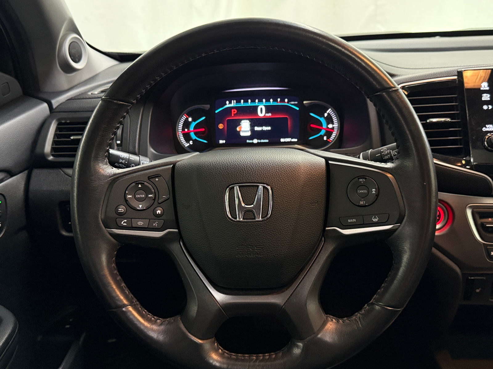 Thumbnail: 2019 Honda Pilot - 4