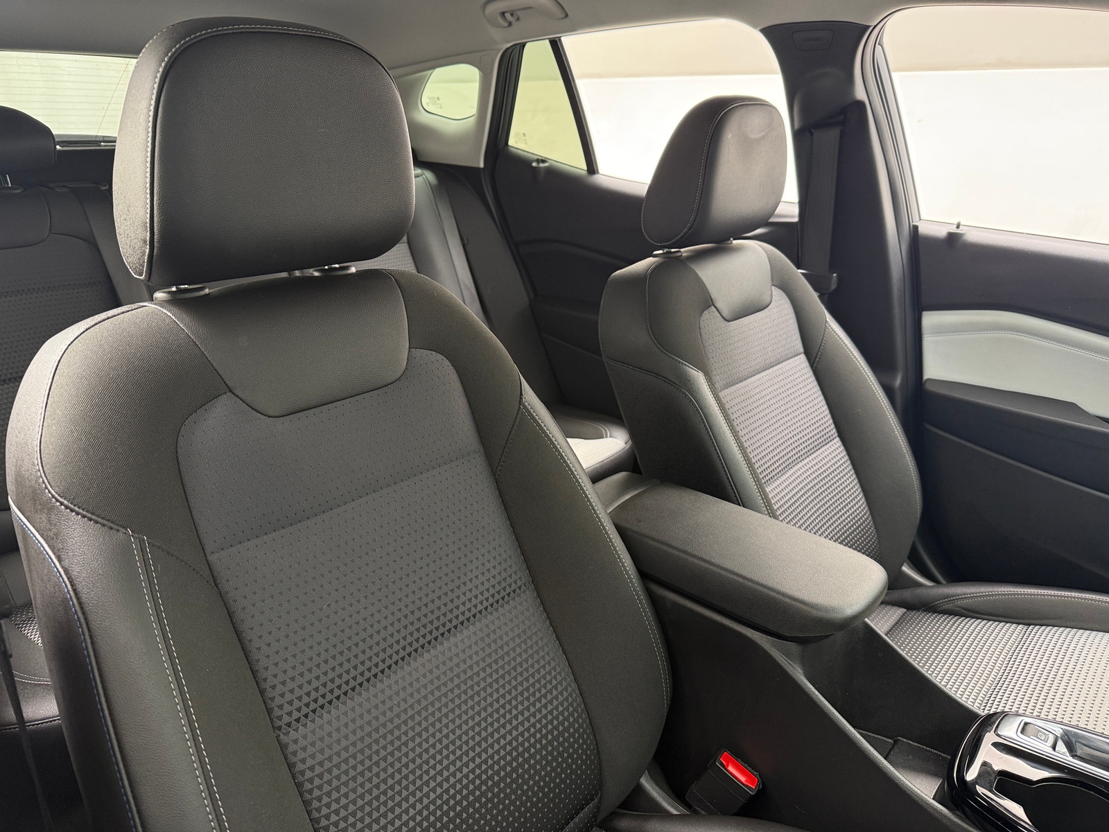 Thumbnail: 2025 Chevrolet Trax - 2