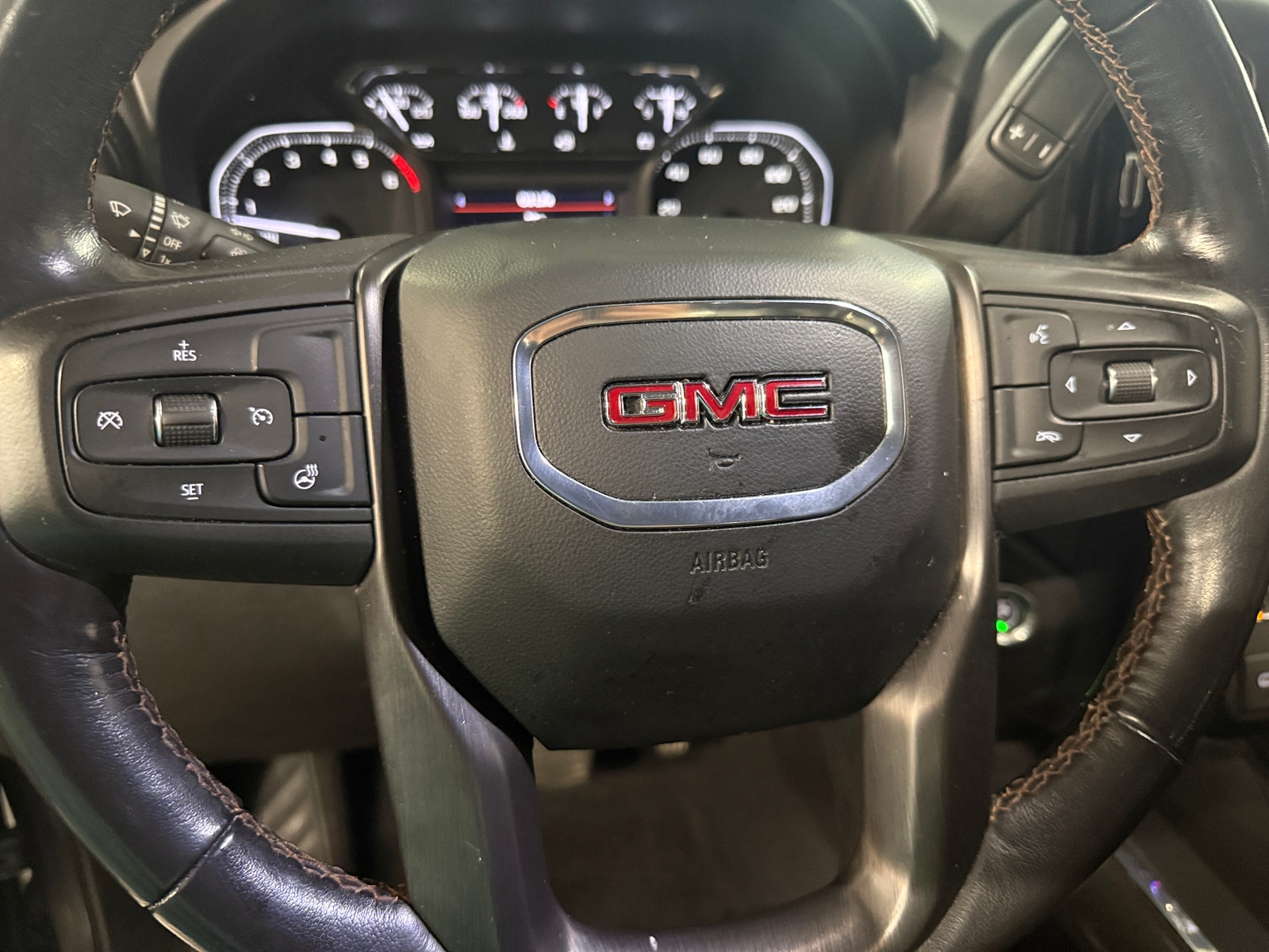 Thumbnail: 2021 GMC Sierra 1500 - 4