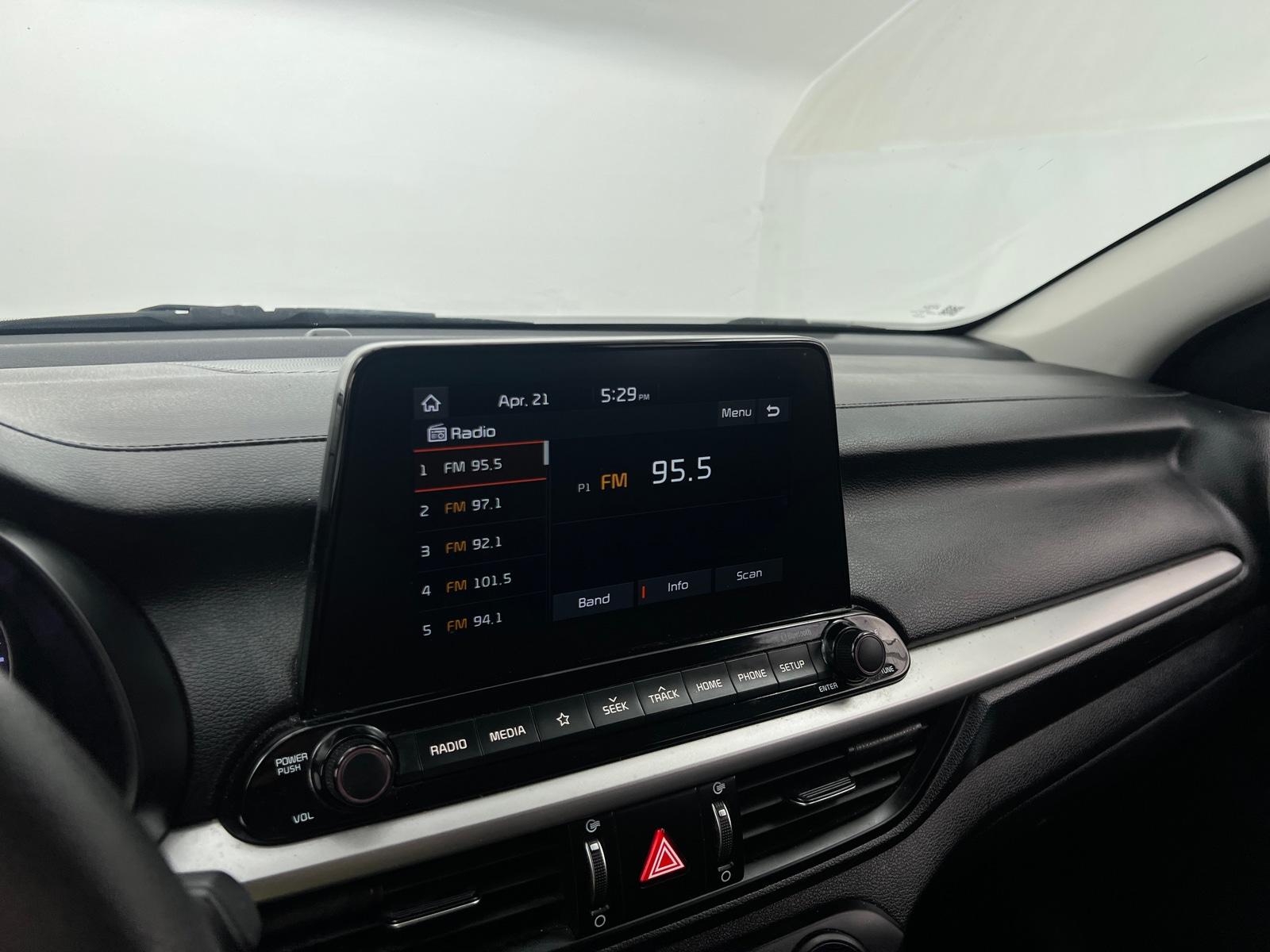 Thumbnail: 2021 Kia Forte - 4