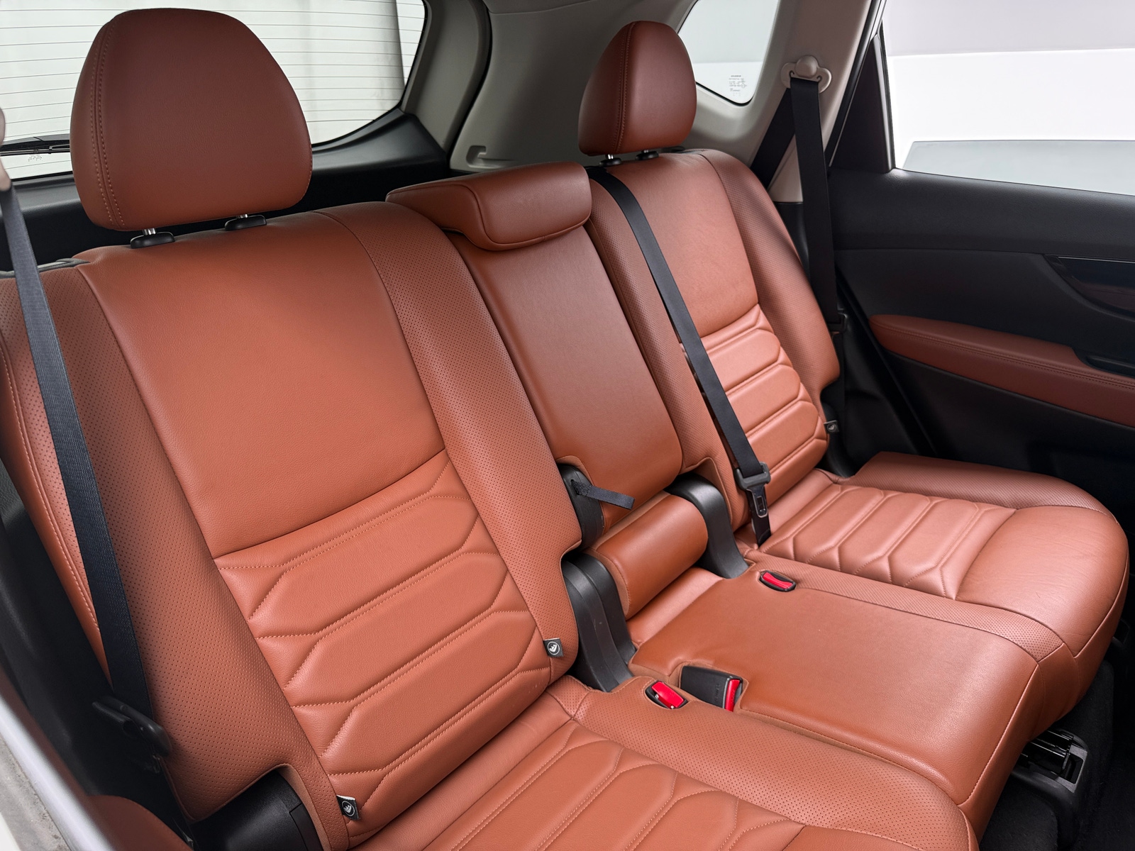 Thumbnail: 2017 Nissan Rogue - 5
