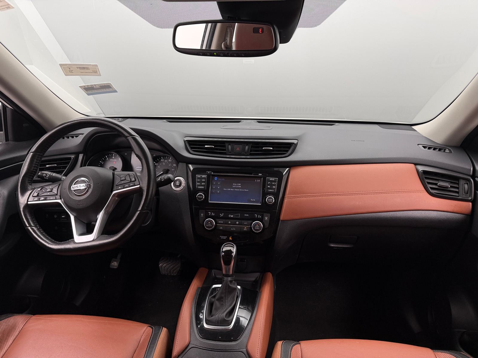 Thumbnail: 2017 Nissan Rogue - 2