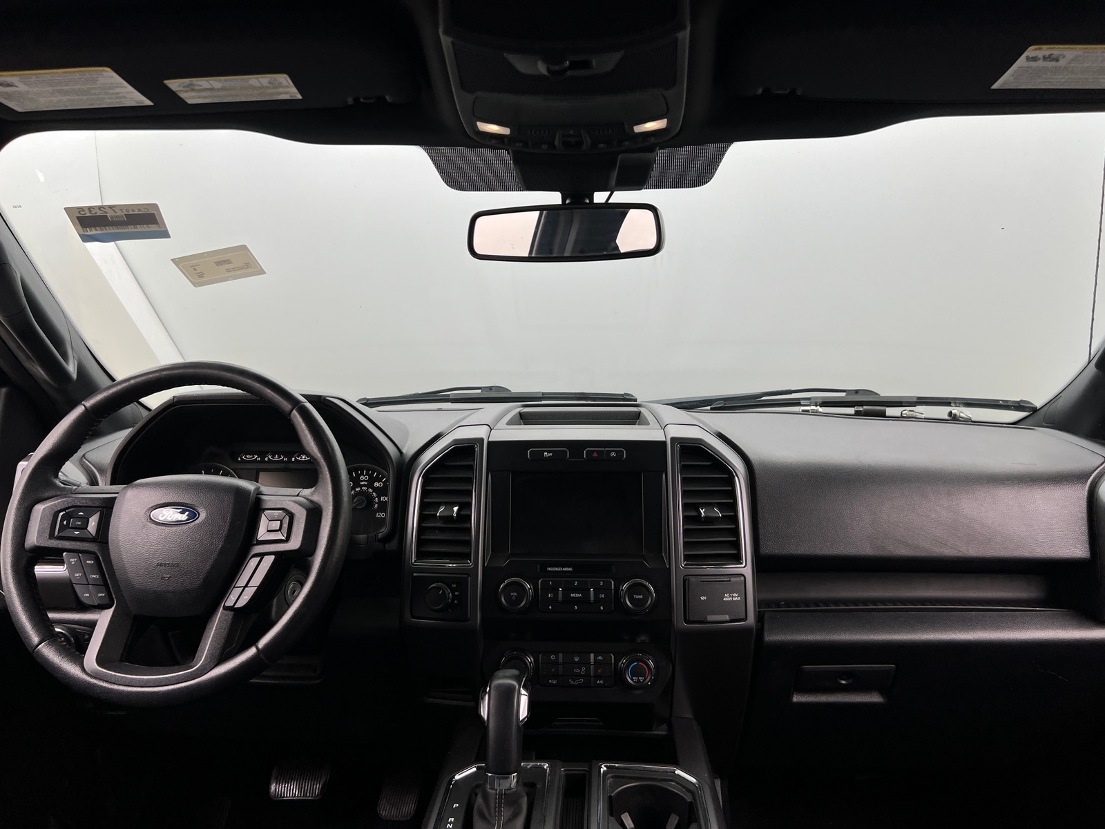 Thumbnail: 2020 Ford Econoline - 3