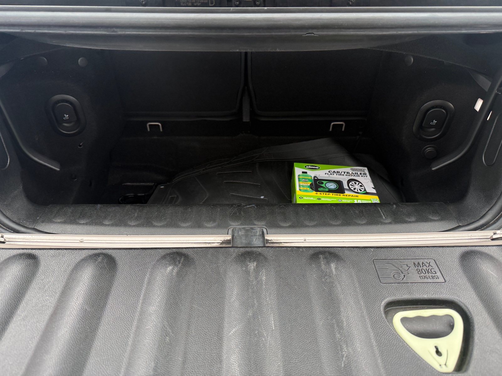 Thumbnail: 2024 MINI Cooper Convertible - 6