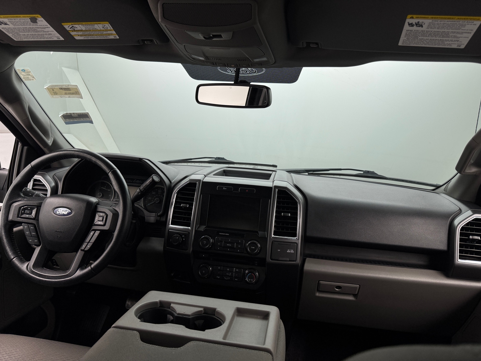 Thumbnail: 2015 Ford Econoline - 3