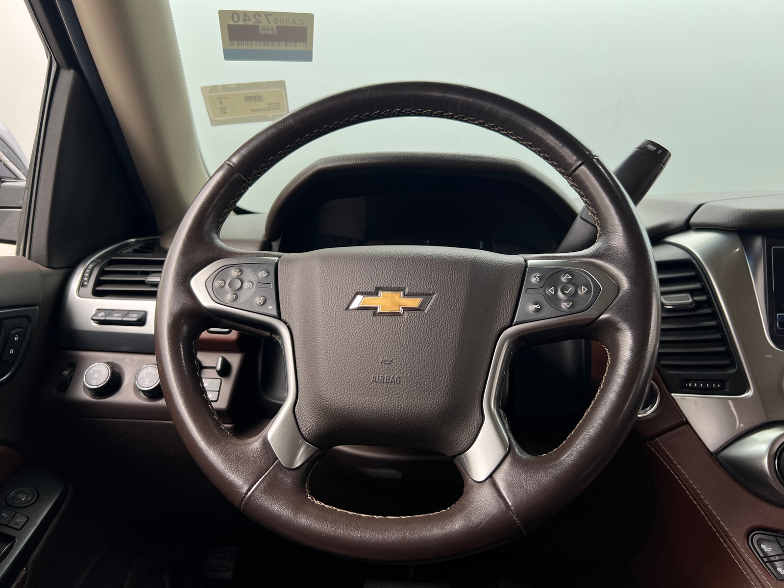 Thumbnail: 2019 Chevrolet Suburban - 4