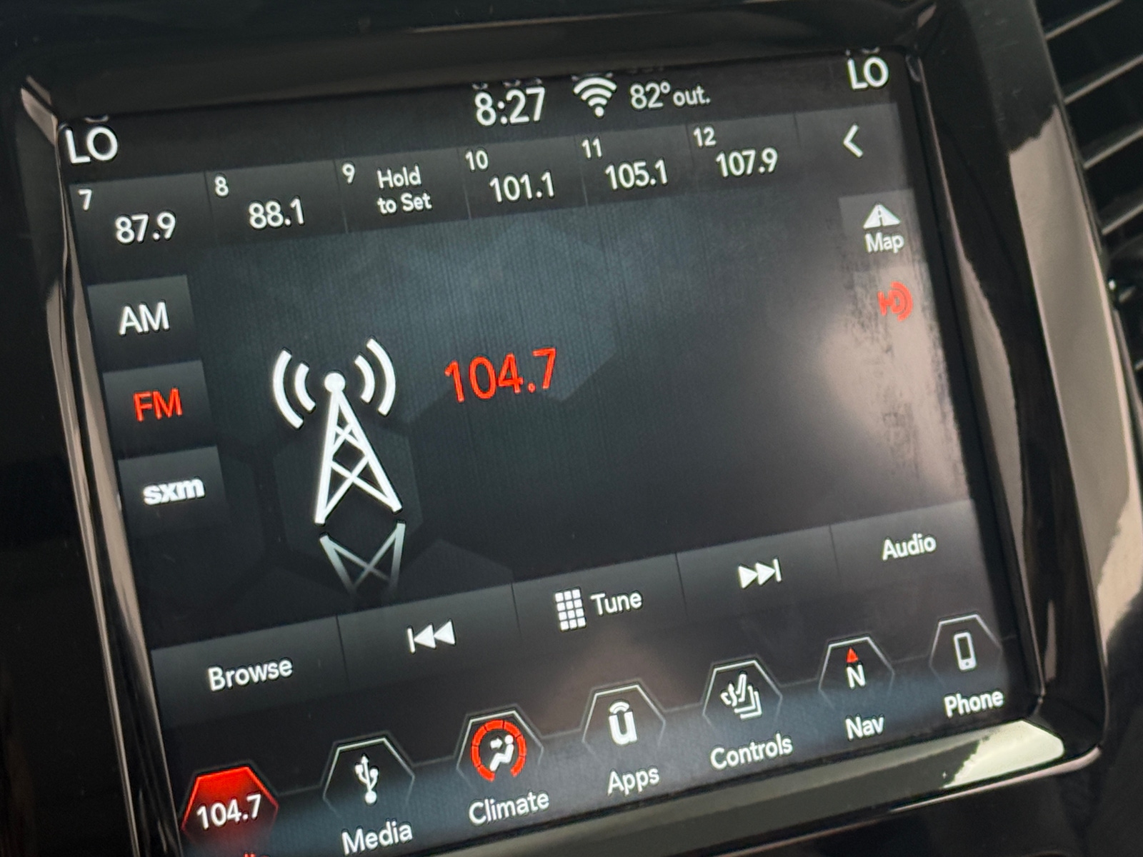 Thumbnail: 2019 Jeep Cherokee - 3