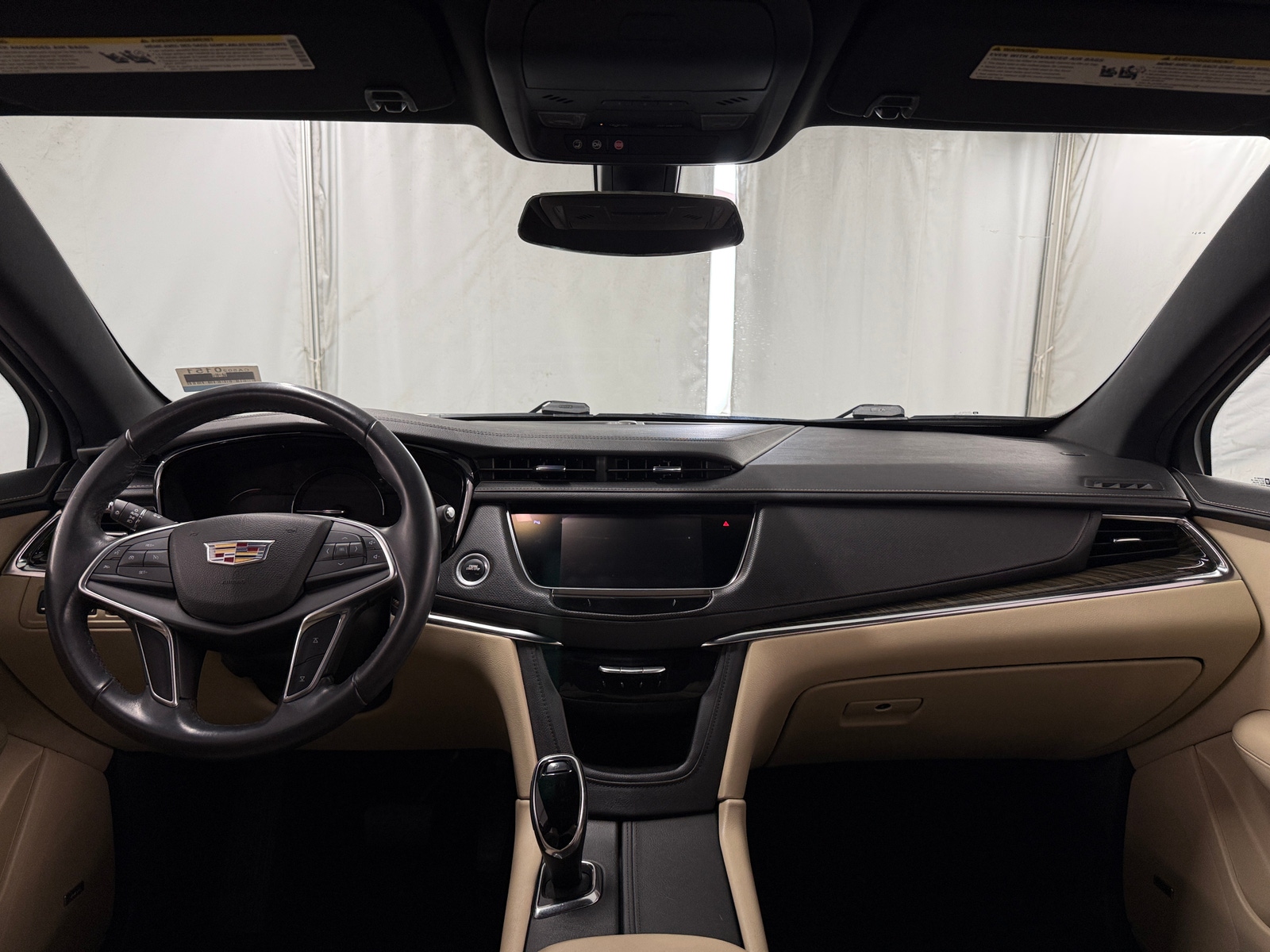 Thumbnail: 2017 Cadillac XT5 - 2