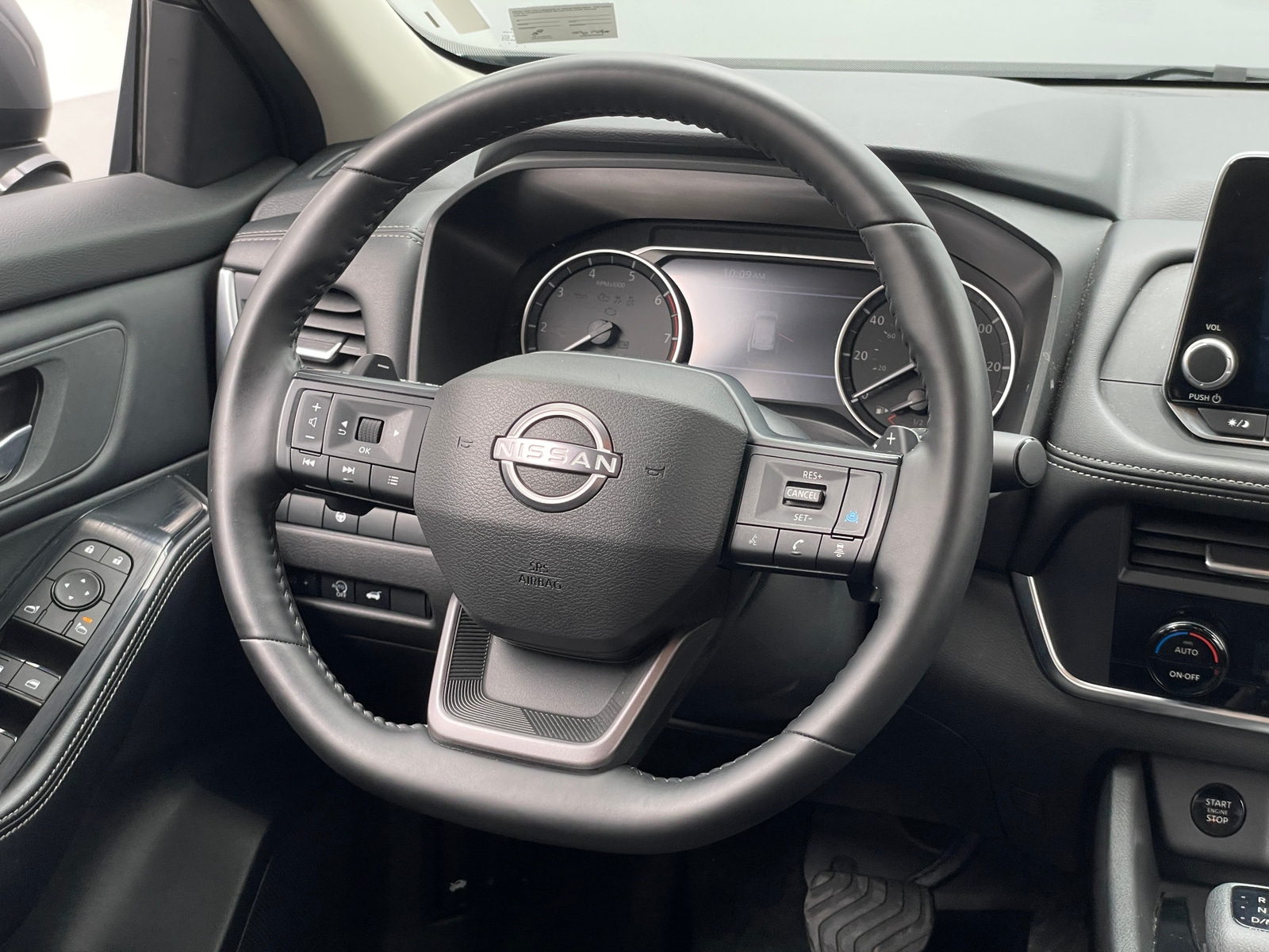 Thumbnail: 2025 Nissan Rogue - 5