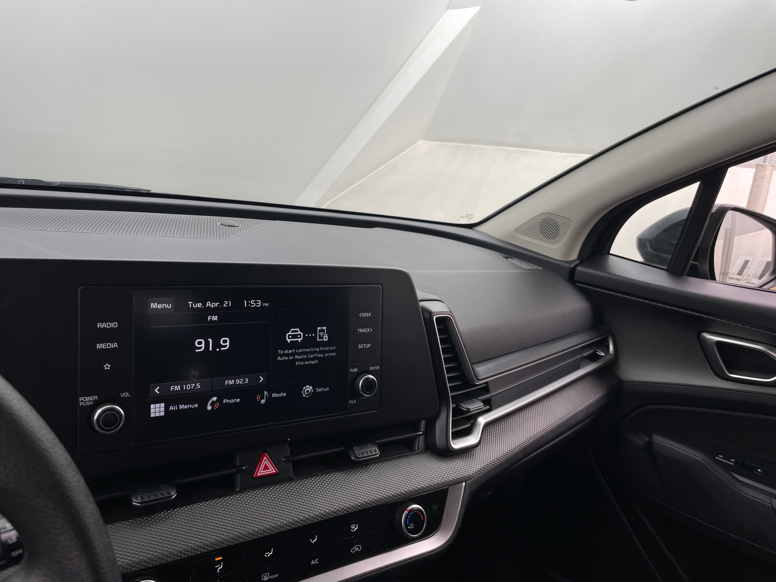 Thumbnail: 2025 Kia Sportage - 4