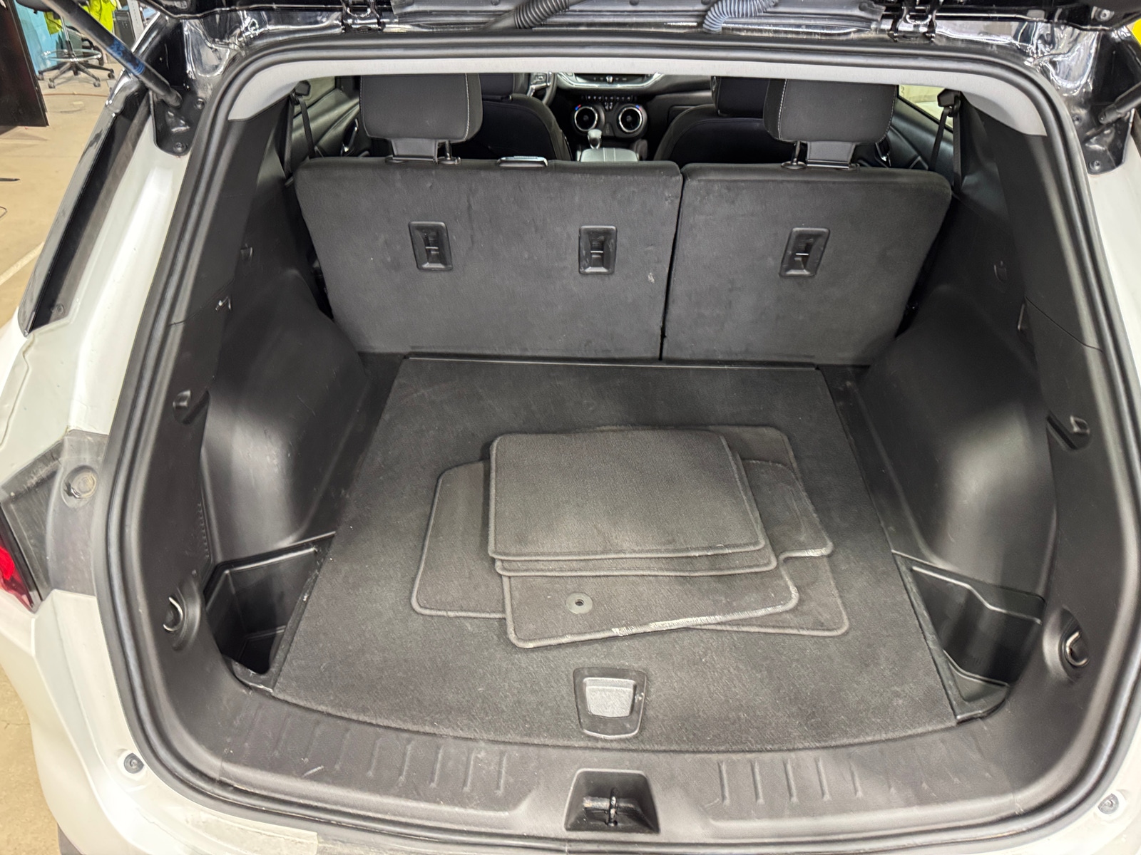 Thumbnail: 2023 Chevrolet Blazer - 7