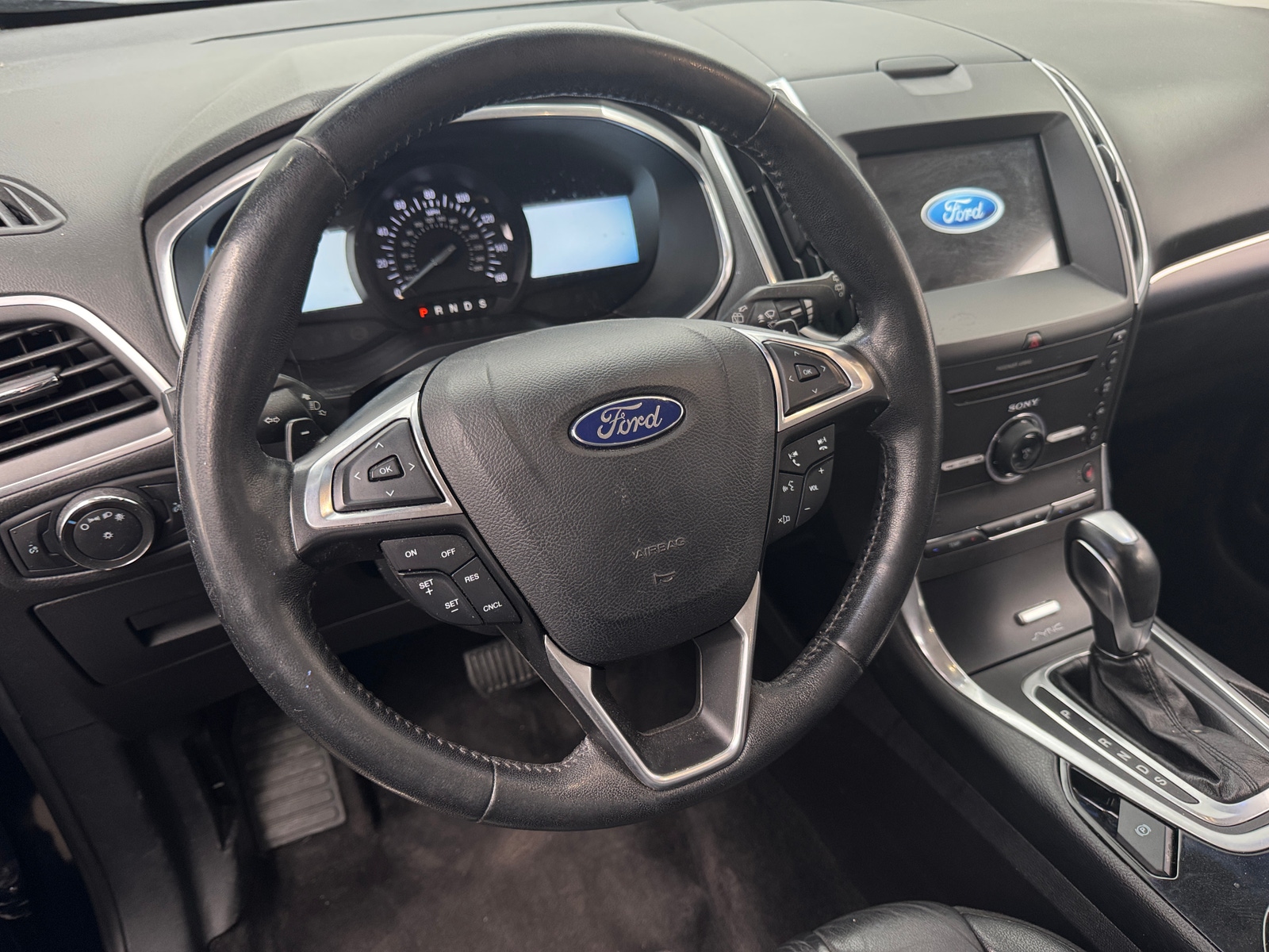 Thumbnail: 2016 Ford Edge - 4