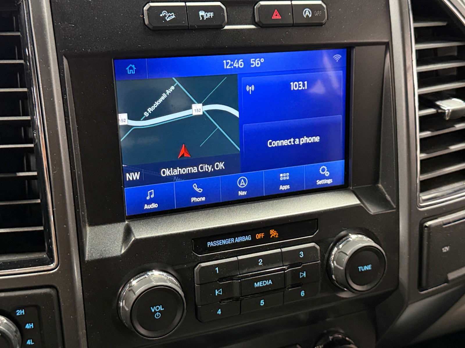 Thumbnail: 2019 Ford Econoline - 4