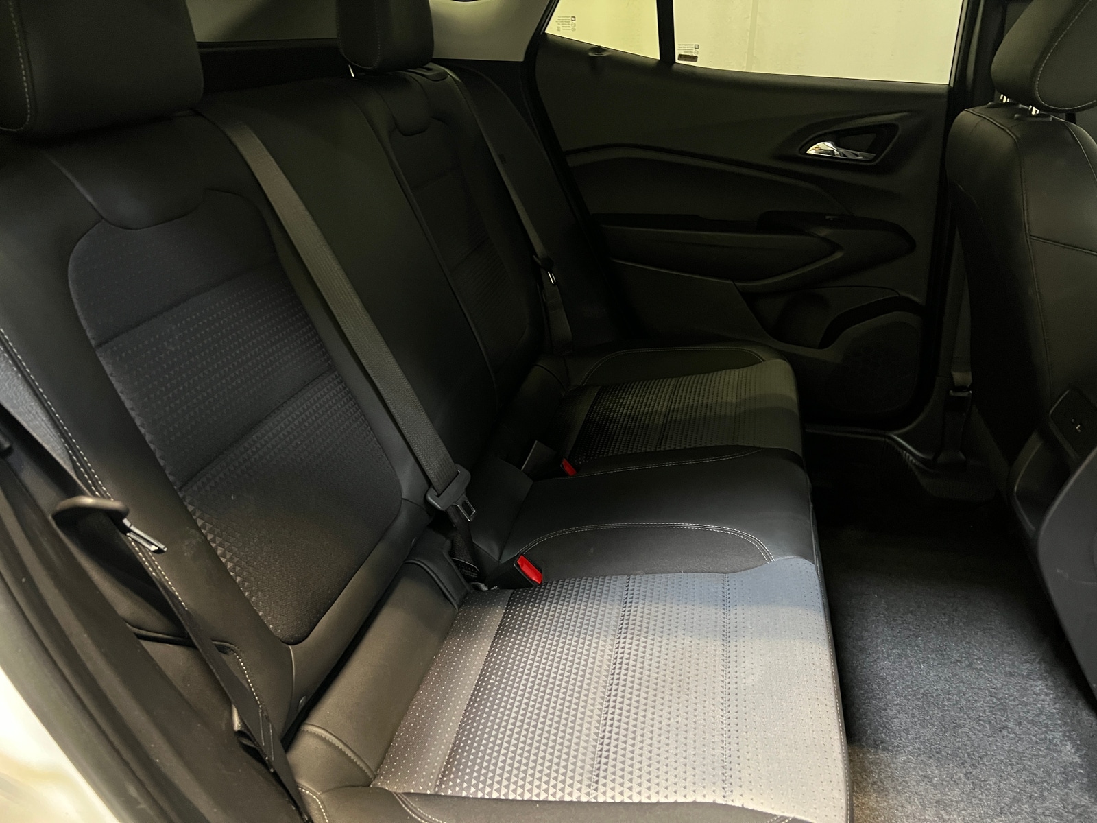 Thumbnail: 2025 Chevrolet Trax - 6