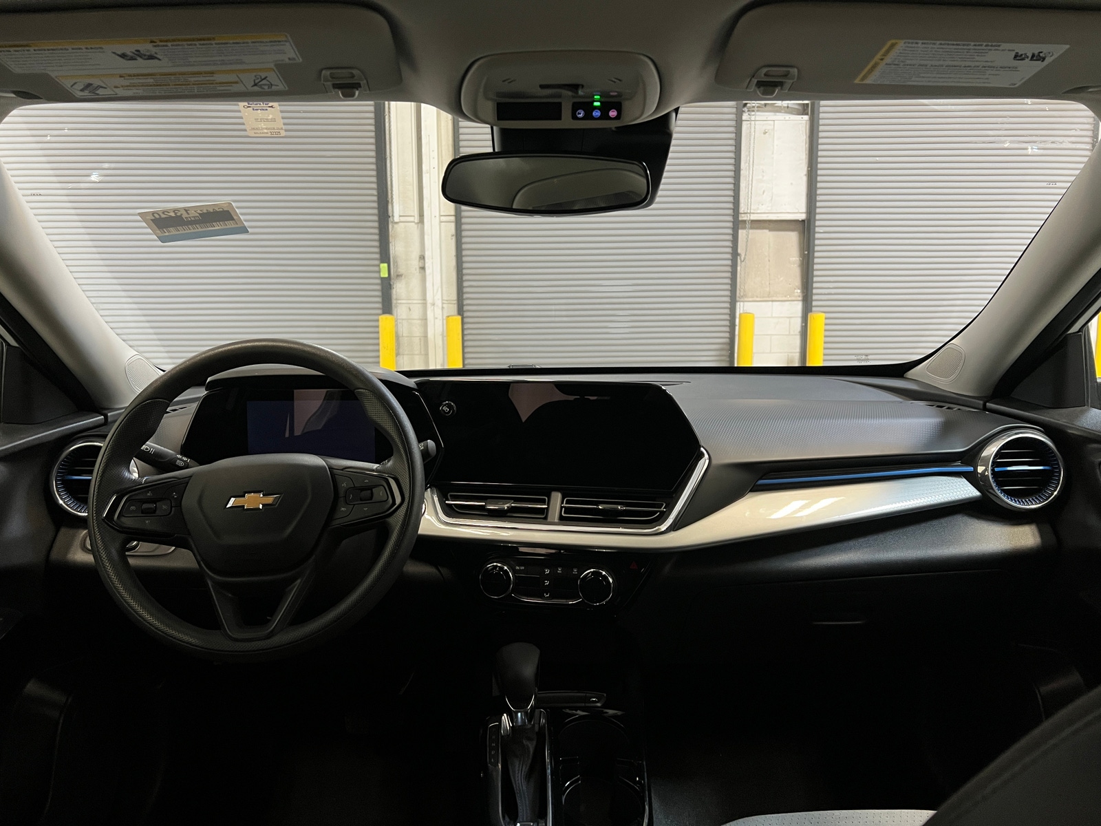 Thumbnail: 2025 Chevrolet Trax - 3