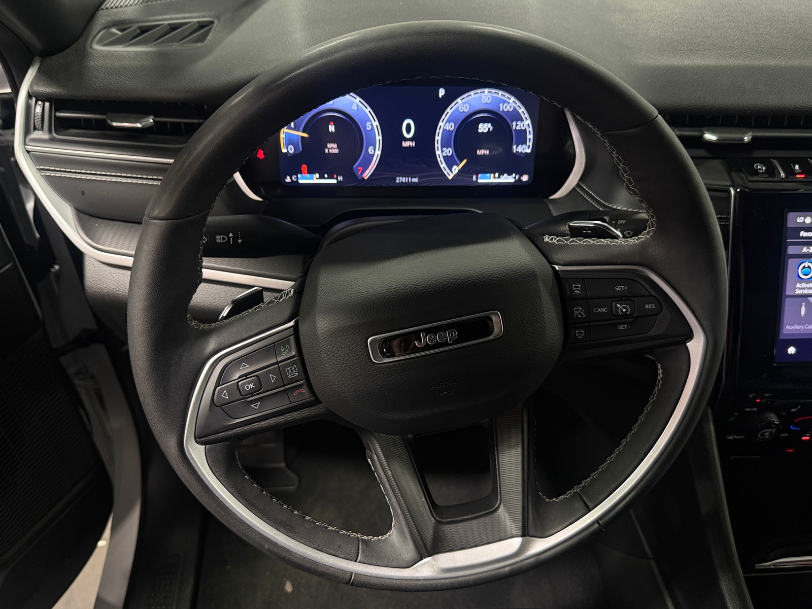 Thumbnail: 2024 Jeep Grand Cherokee L - 4