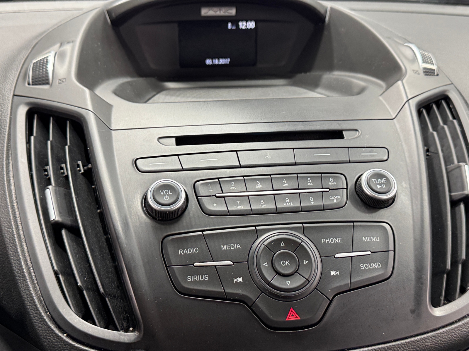 Thumbnail: 2017 Ford Escape - 4