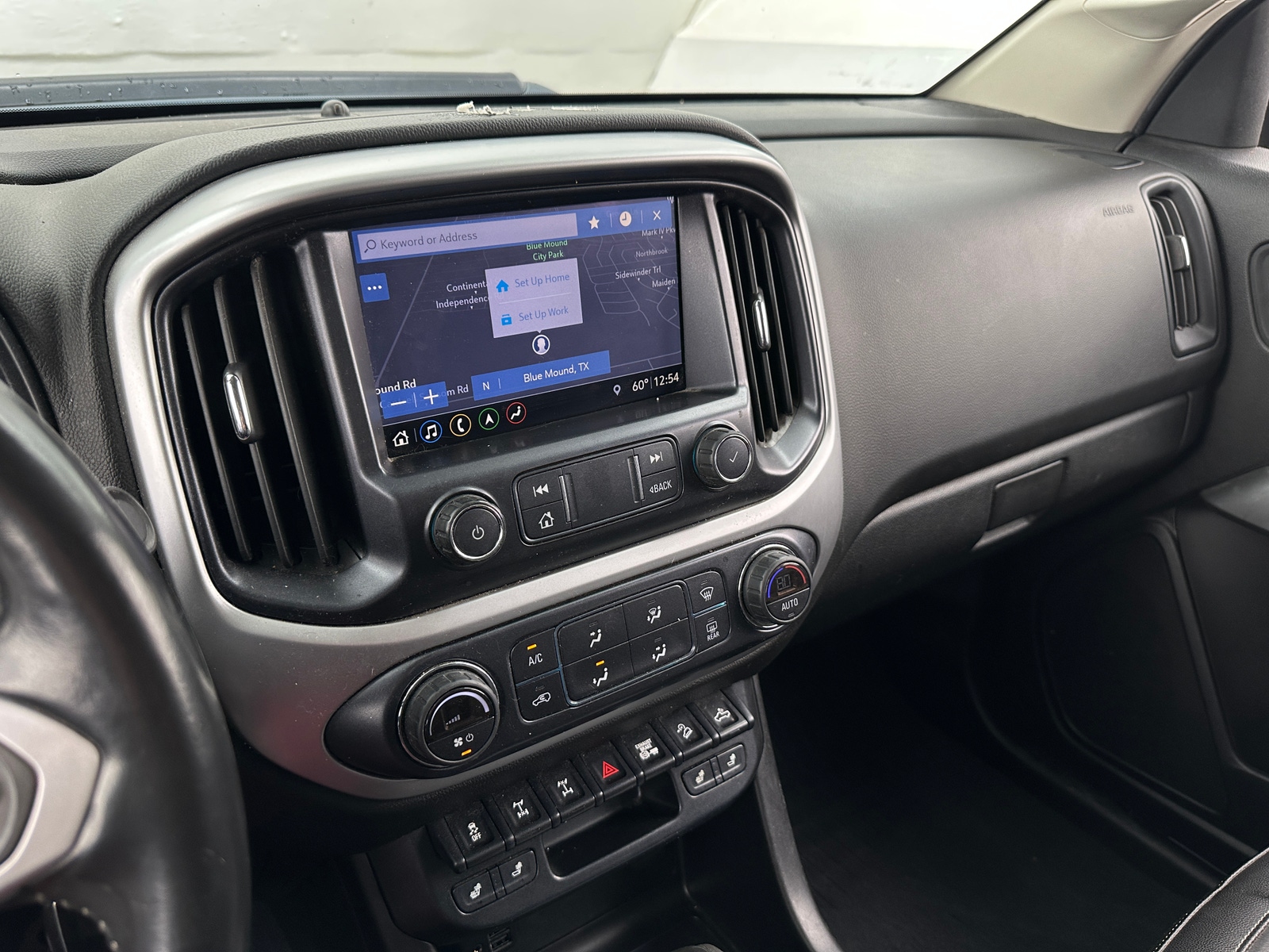 Thumbnail: 2019 Chevrolet Colorado - 3