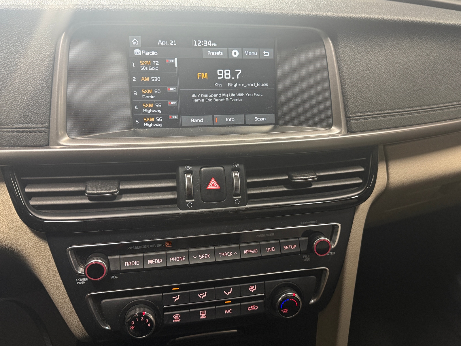 Thumbnail: 2018 Kia Optima - 4