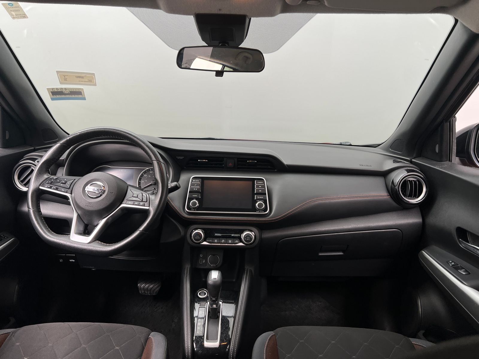 Thumbnail: 2020 Nissan Kicks - 3