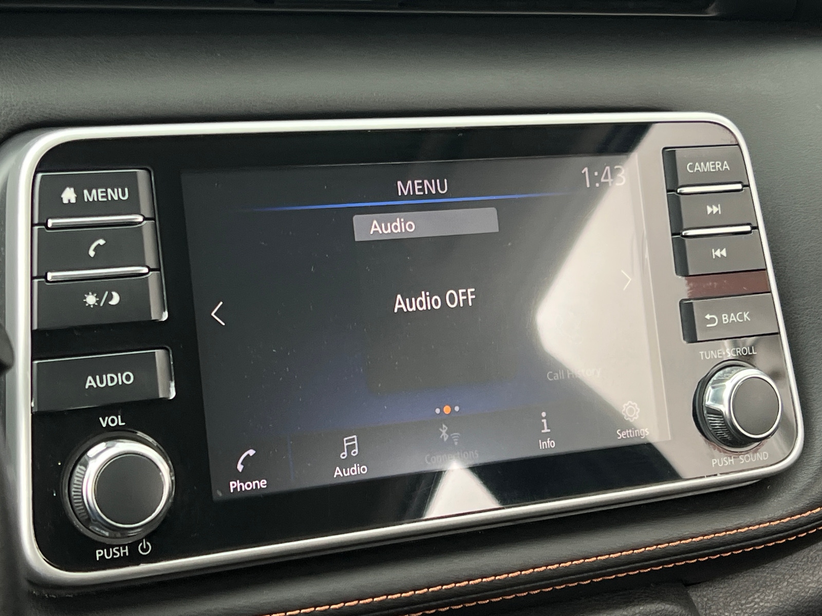 Thumbnail: 2020 Nissan Kicks - 4