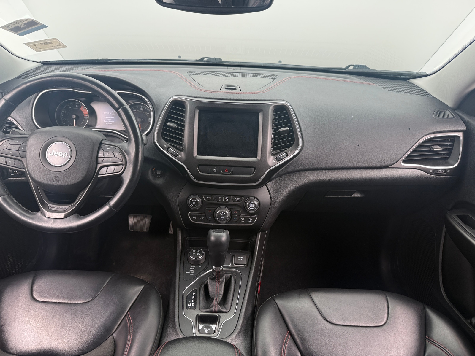 Thumbnail: 2020 Jeep Cherokee - 3