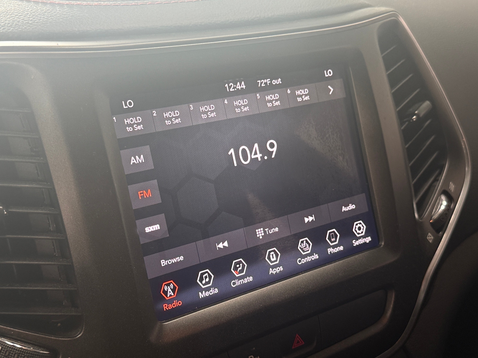 Thumbnail: 2020 Jeep Cherokee - 4