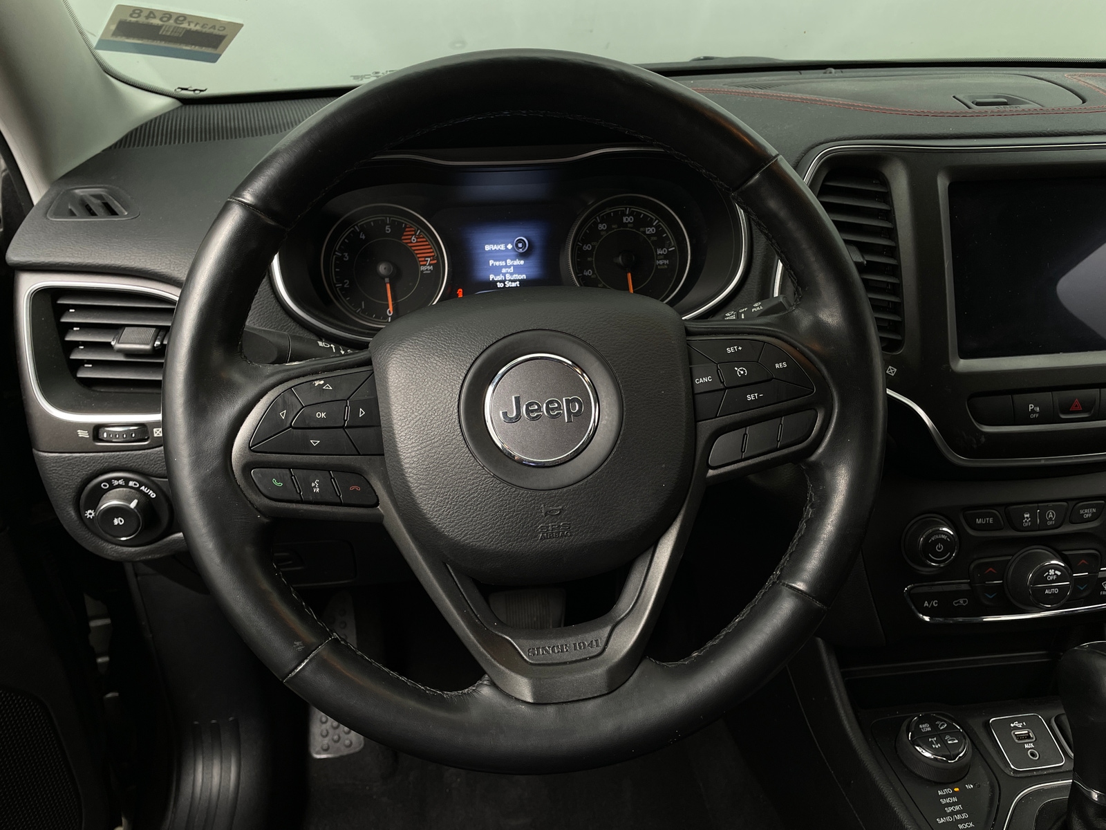 Thumbnail: 2020 Jeep Cherokee - 5