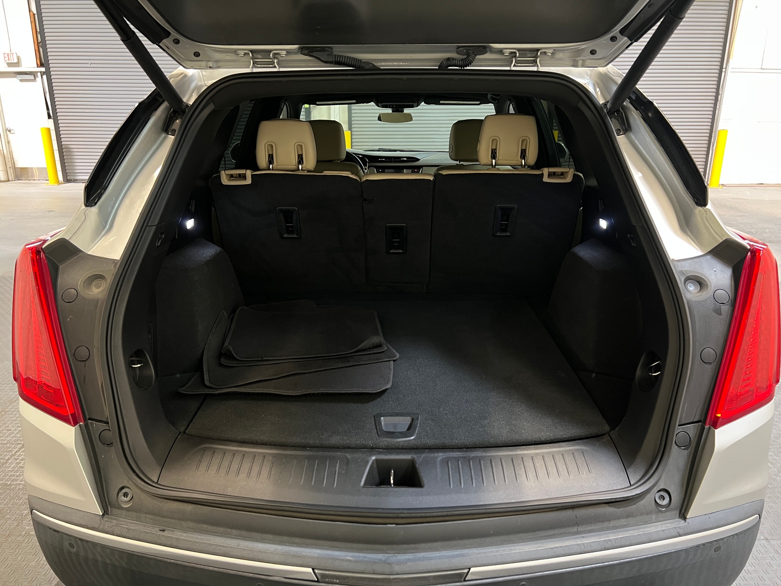 Thumbnail: 2019 Cadillac XT5 - 6