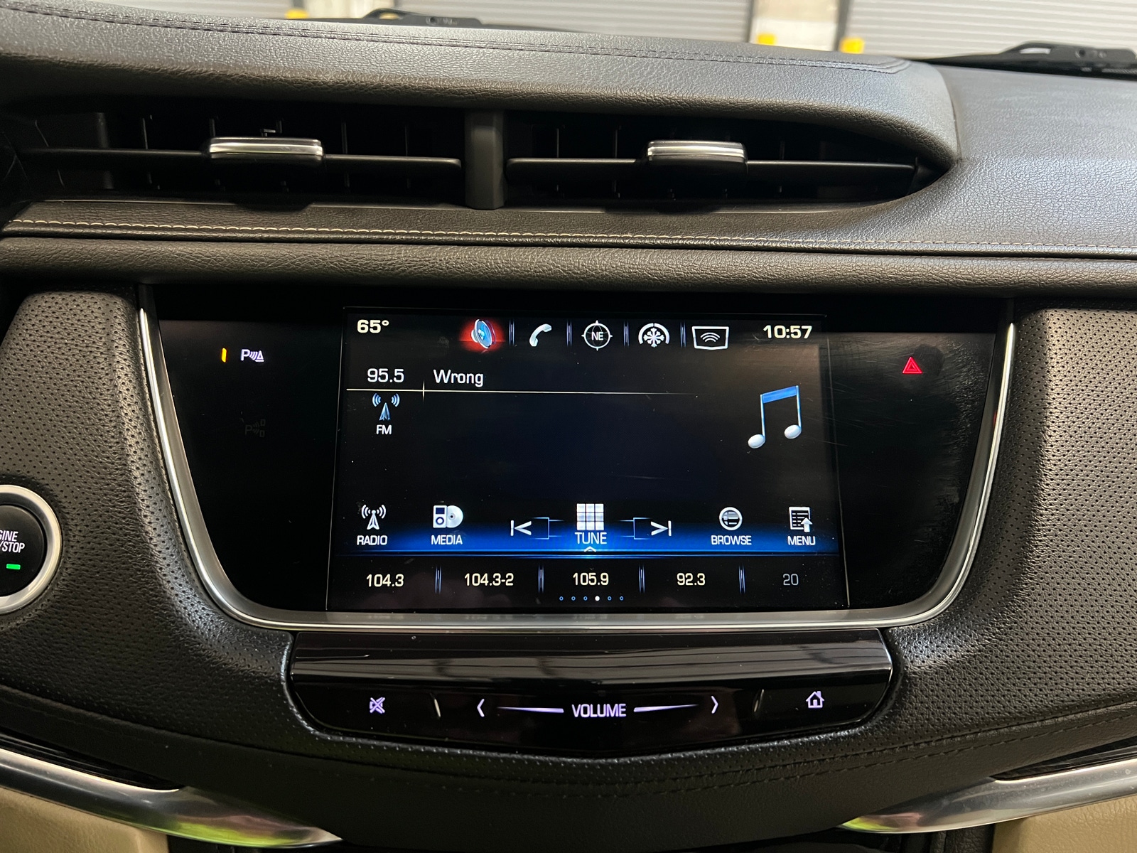 Thumbnail: 2019 Cadillac XT5 - 3
