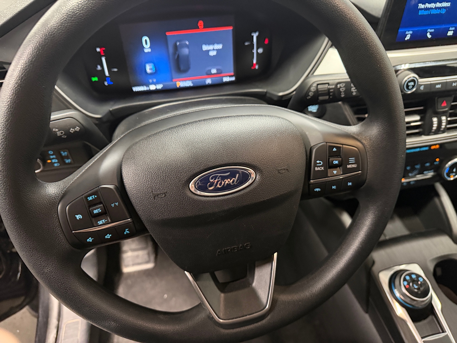 Thumbnail: 2025 Ford Escape - 5