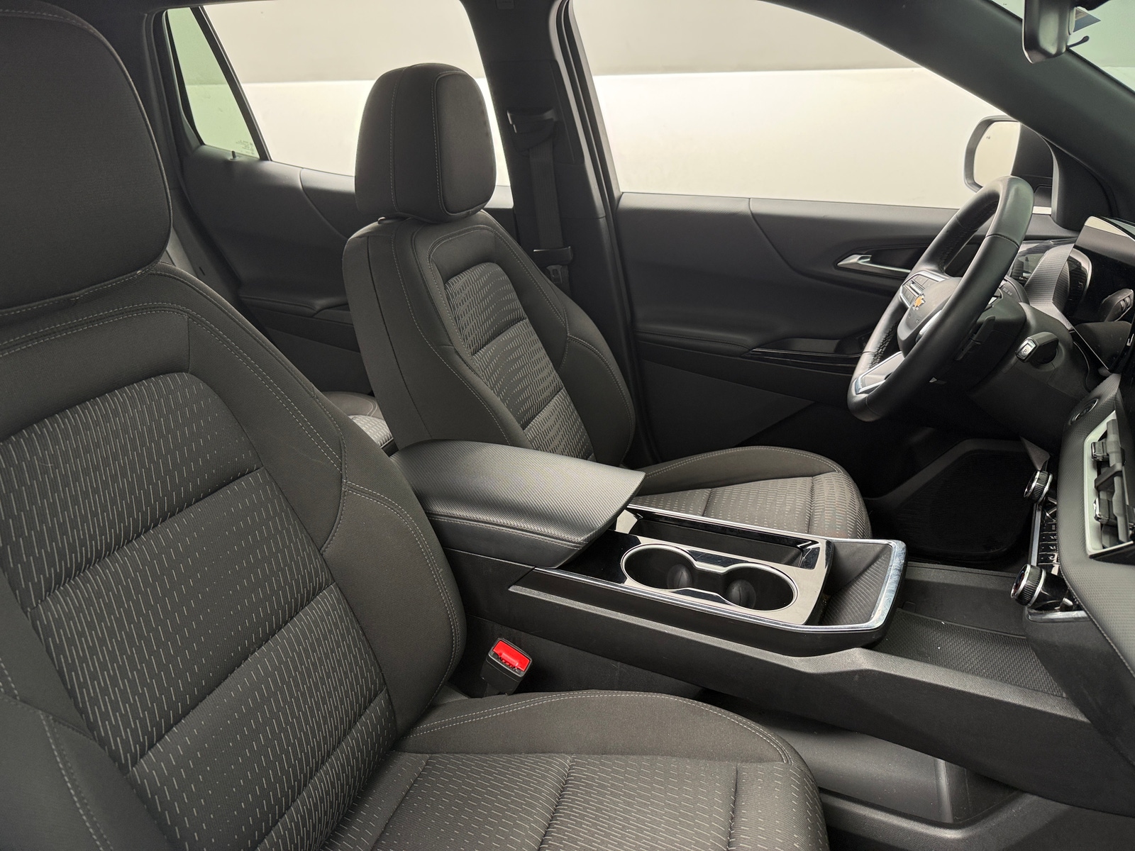 Thumbnail: 2025 Chevrolet Equinox - 2