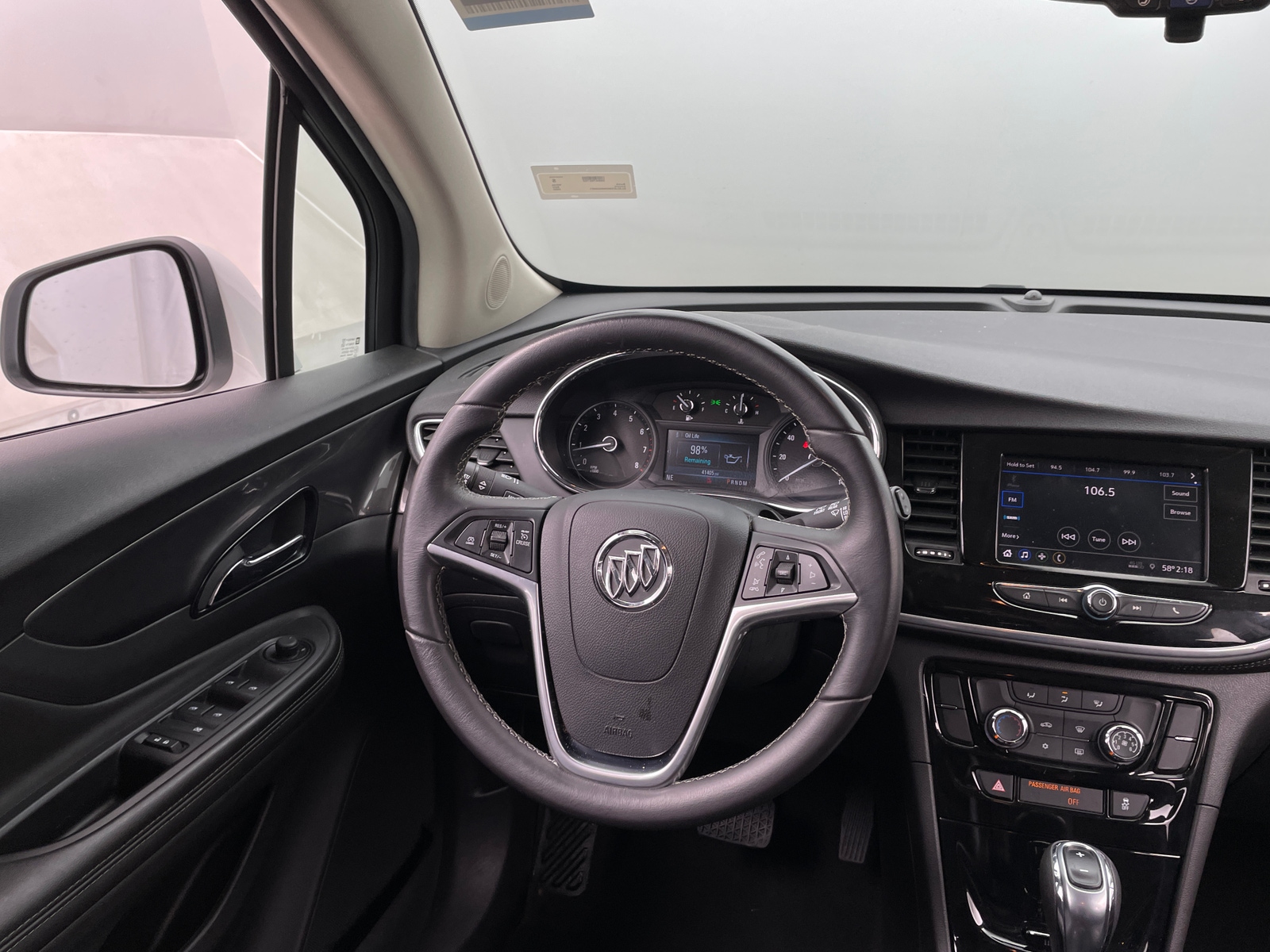 Thumbnail: 2022 Buick Encore - 4