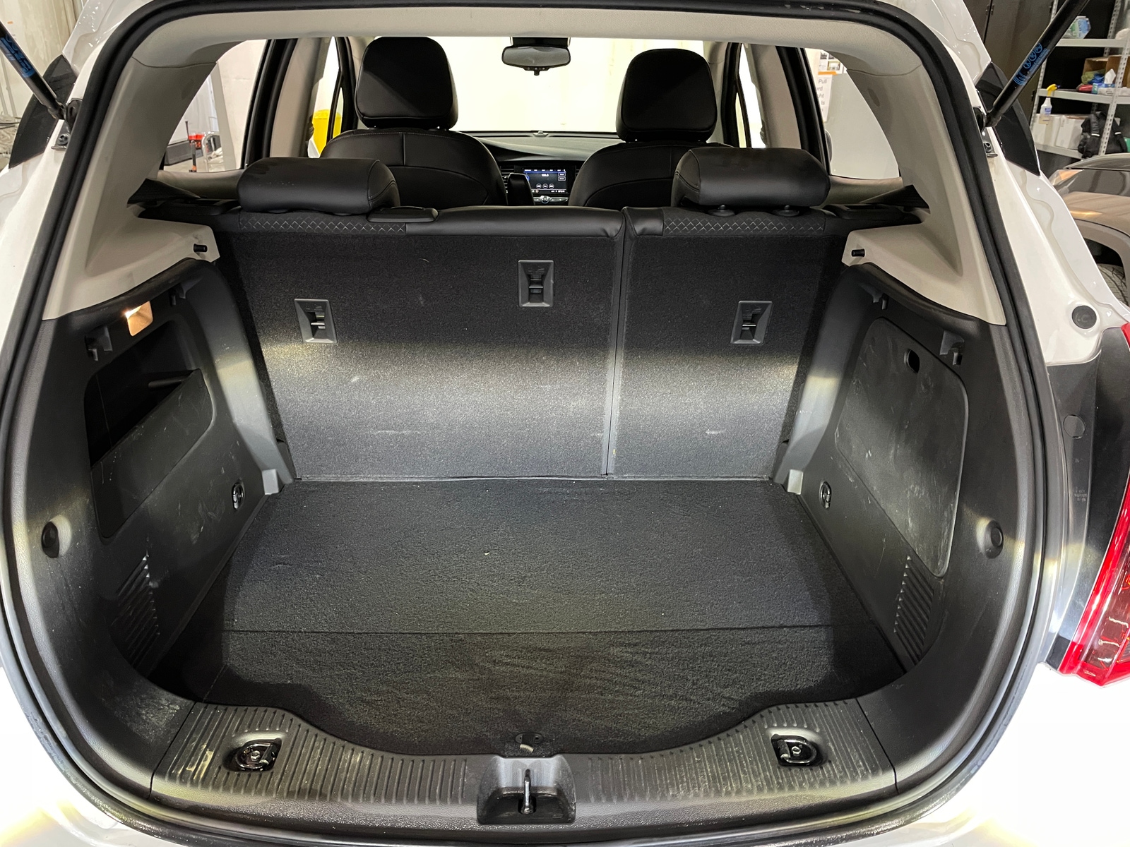 Thumbnail: 2022 Buick Encore - 6