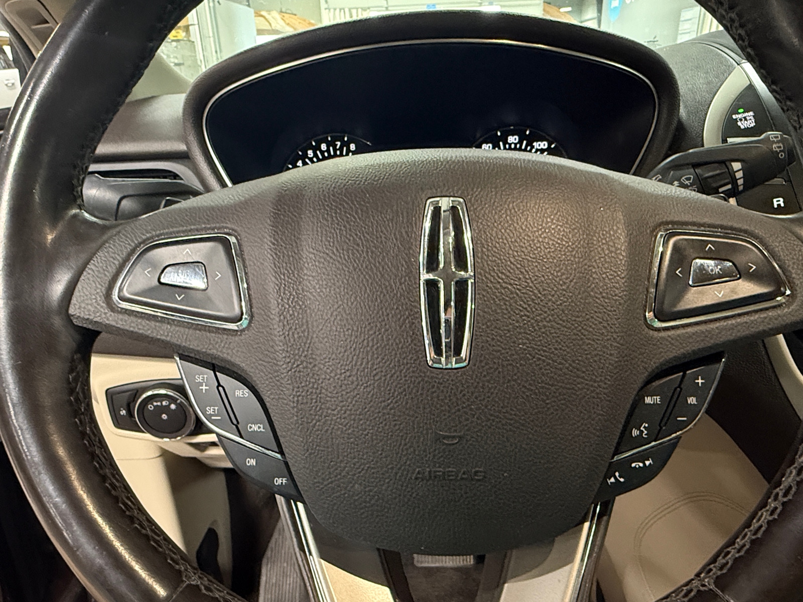 Thumbnail: 2018 Lincoln MKC - 4