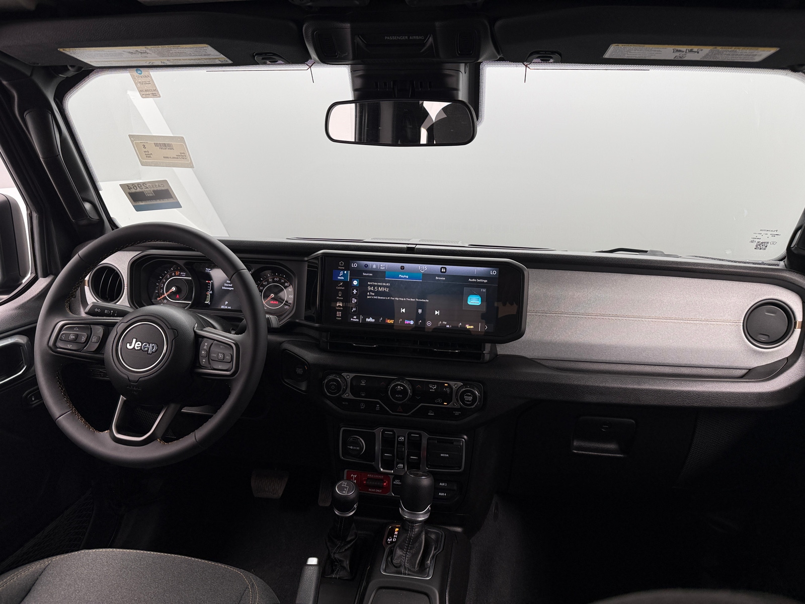 Thumbnail: 2025 Jeep Gladiator - 3