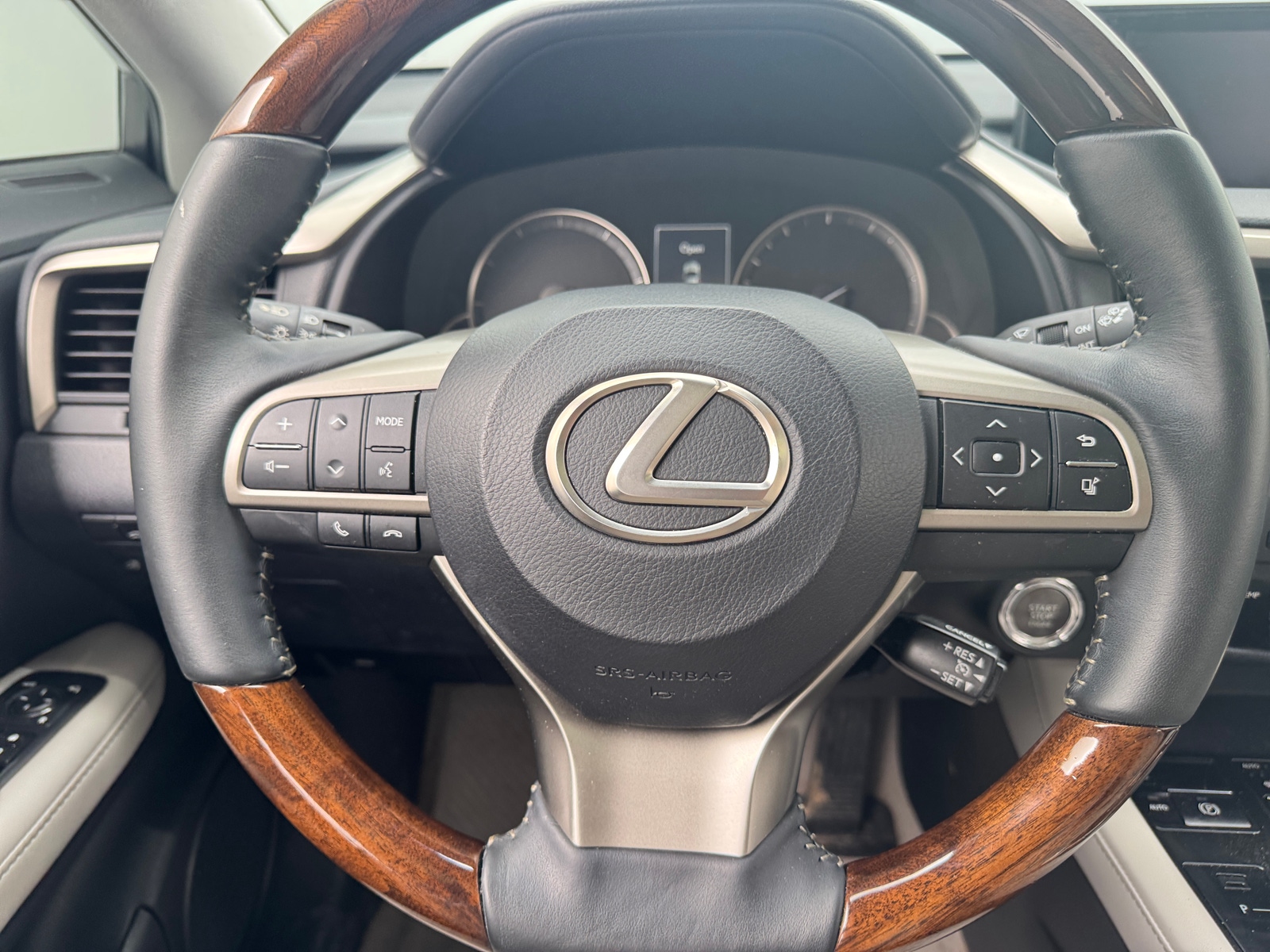 Thumbnail: 2016 Lexus RX - 4