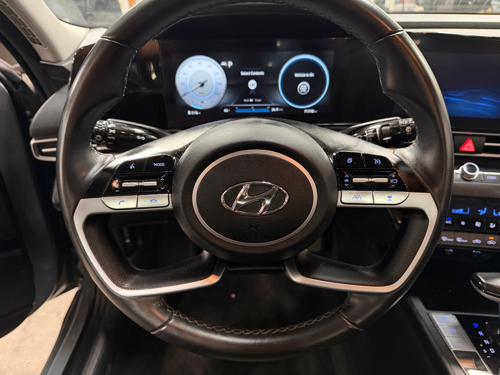 Thumbnail: 2023 Hyundai Elantra - 5