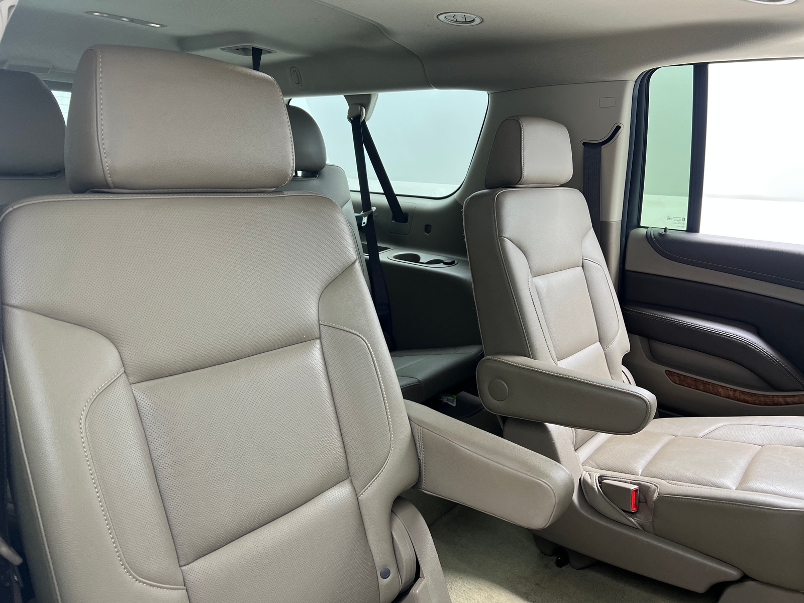 Thumbnail: 2017 Chevrolet Suburban - 5