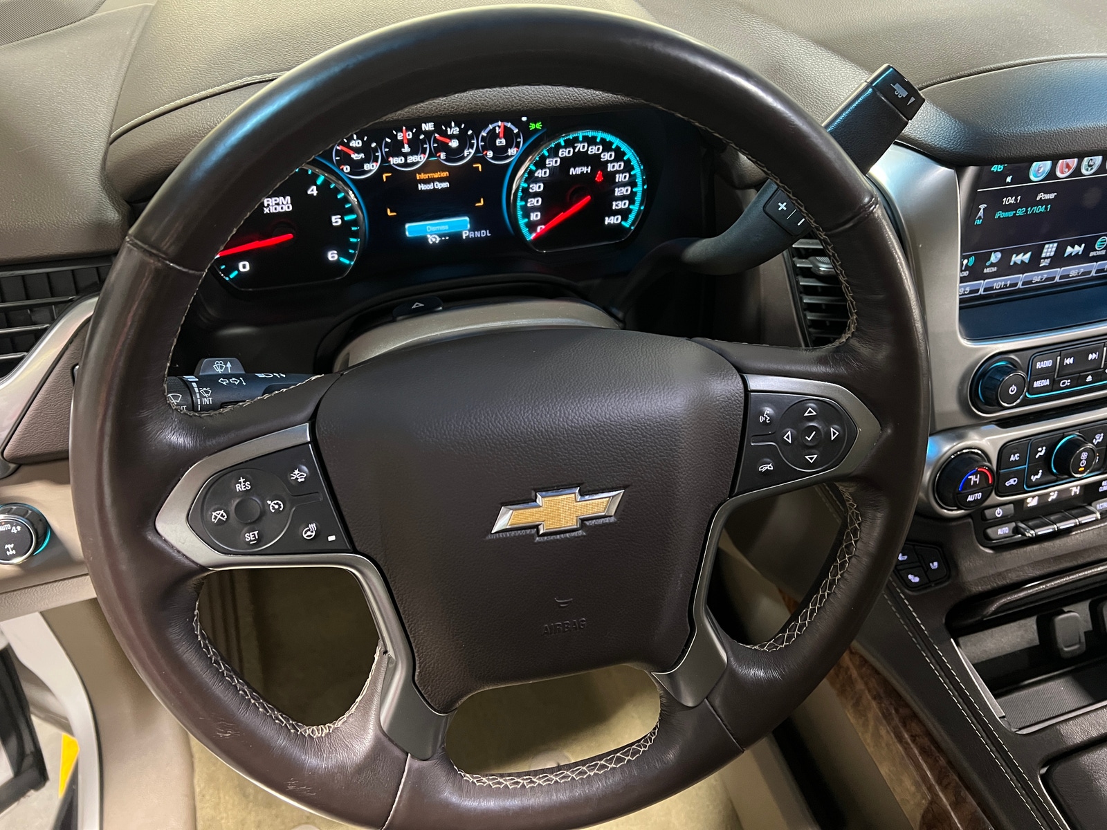 Thumbnail: 2017 Chevrolet Suburban - 4
