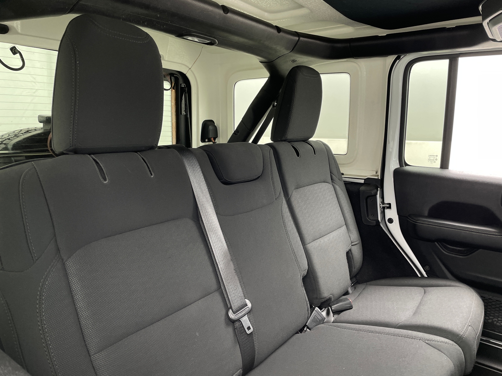 Thumbnail: 2019 Jeep Wrangler - 6