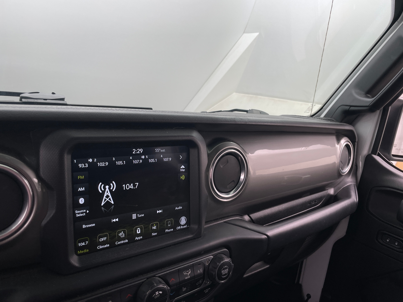 Thumbnail: 2019 Jeep Wrangler - 4