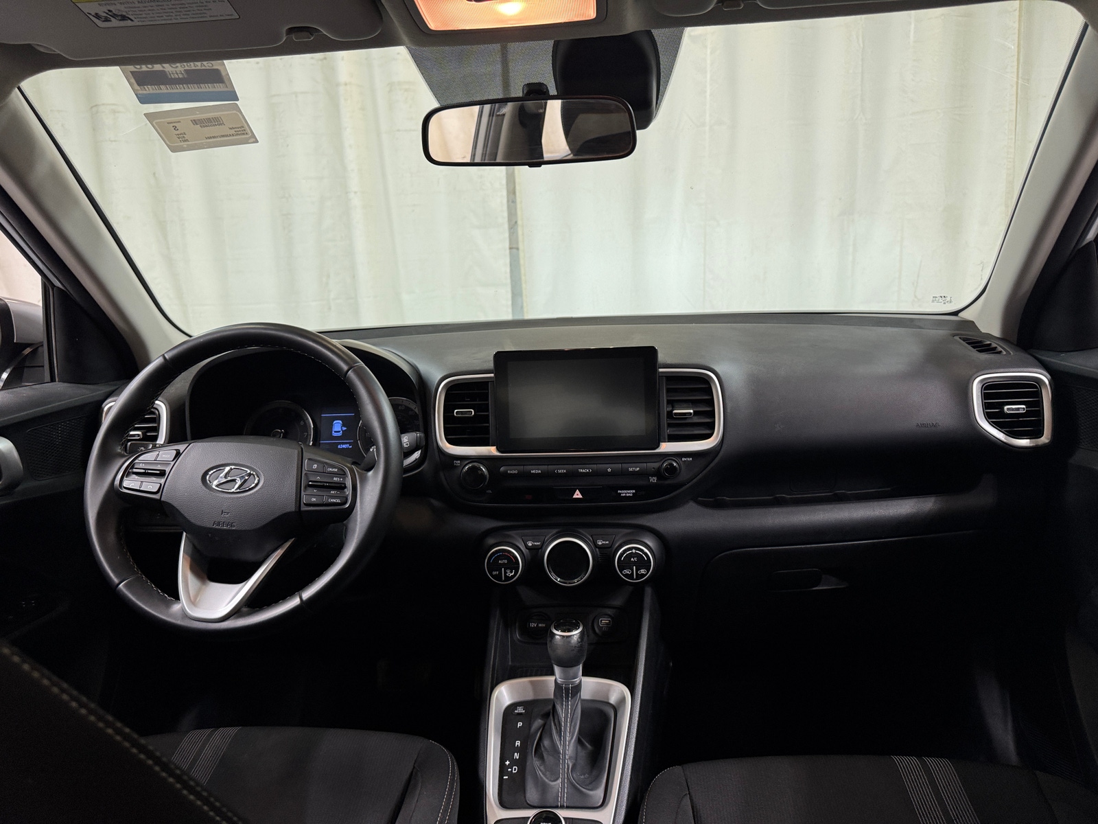 Thumbnail: 2021 Hyundai Venue - 3