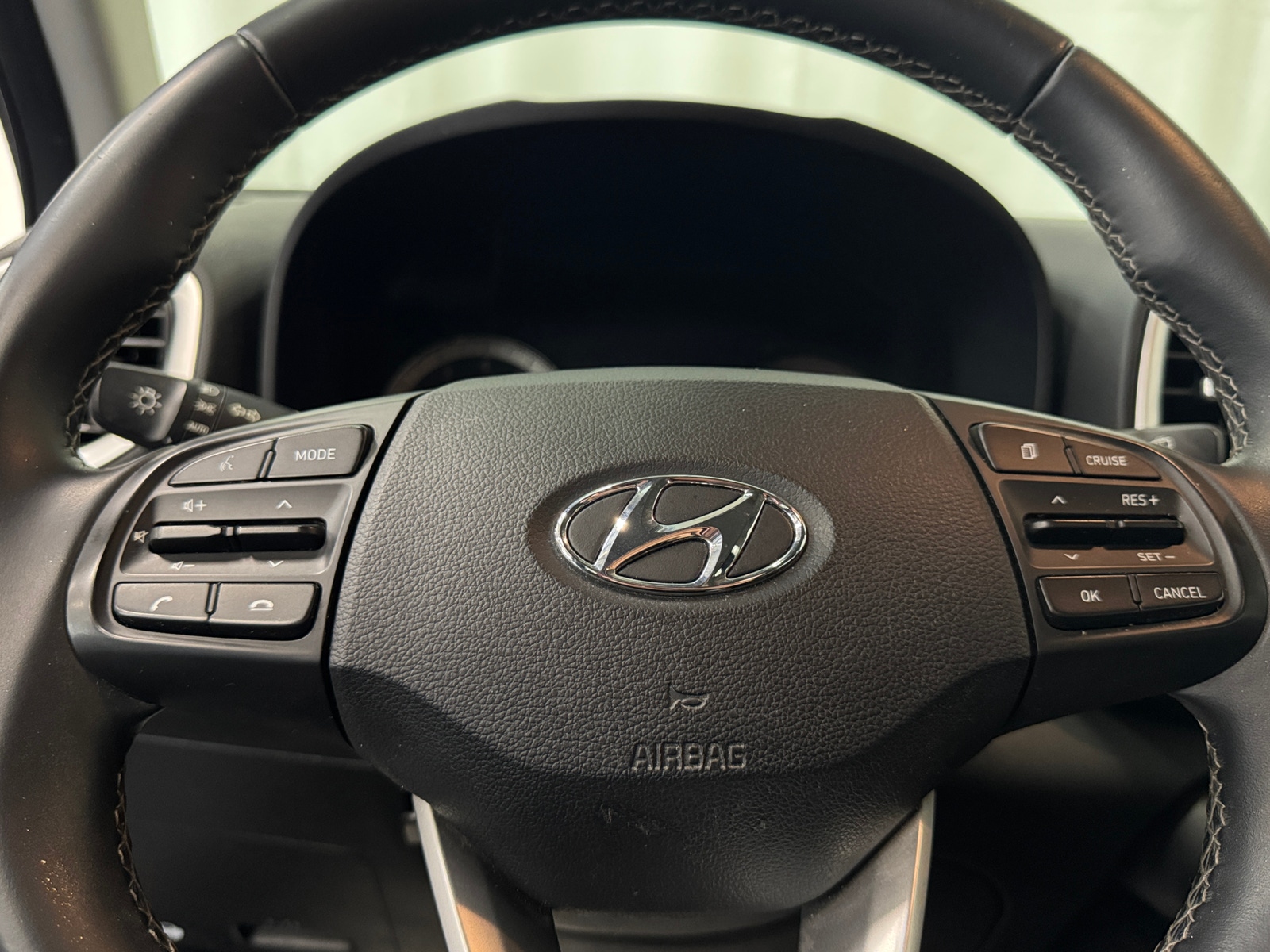 Thumbnail: 2021 Hyundai Venue - 5