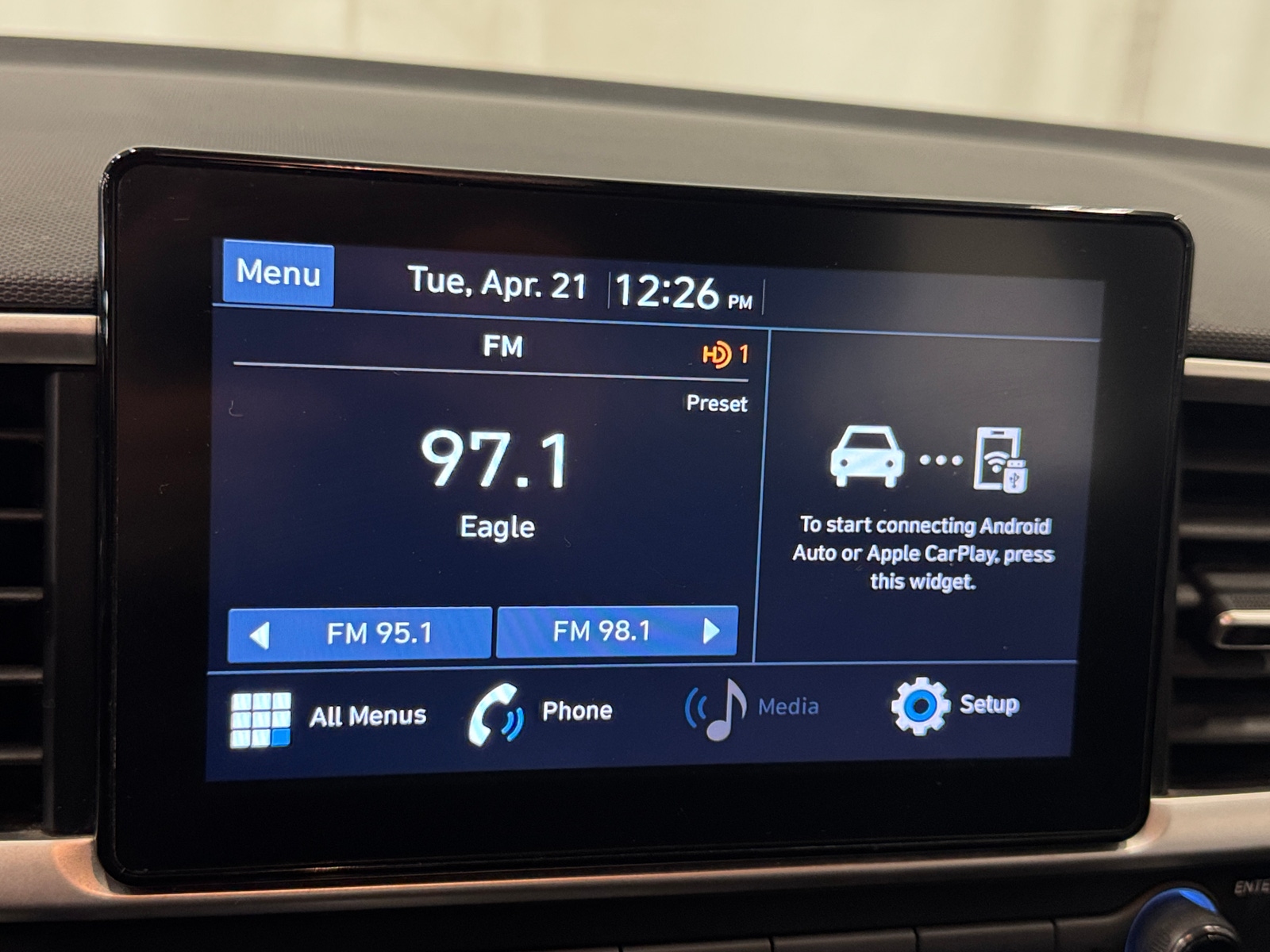 Thumbnail: 2021 Hyundai Venue - 4