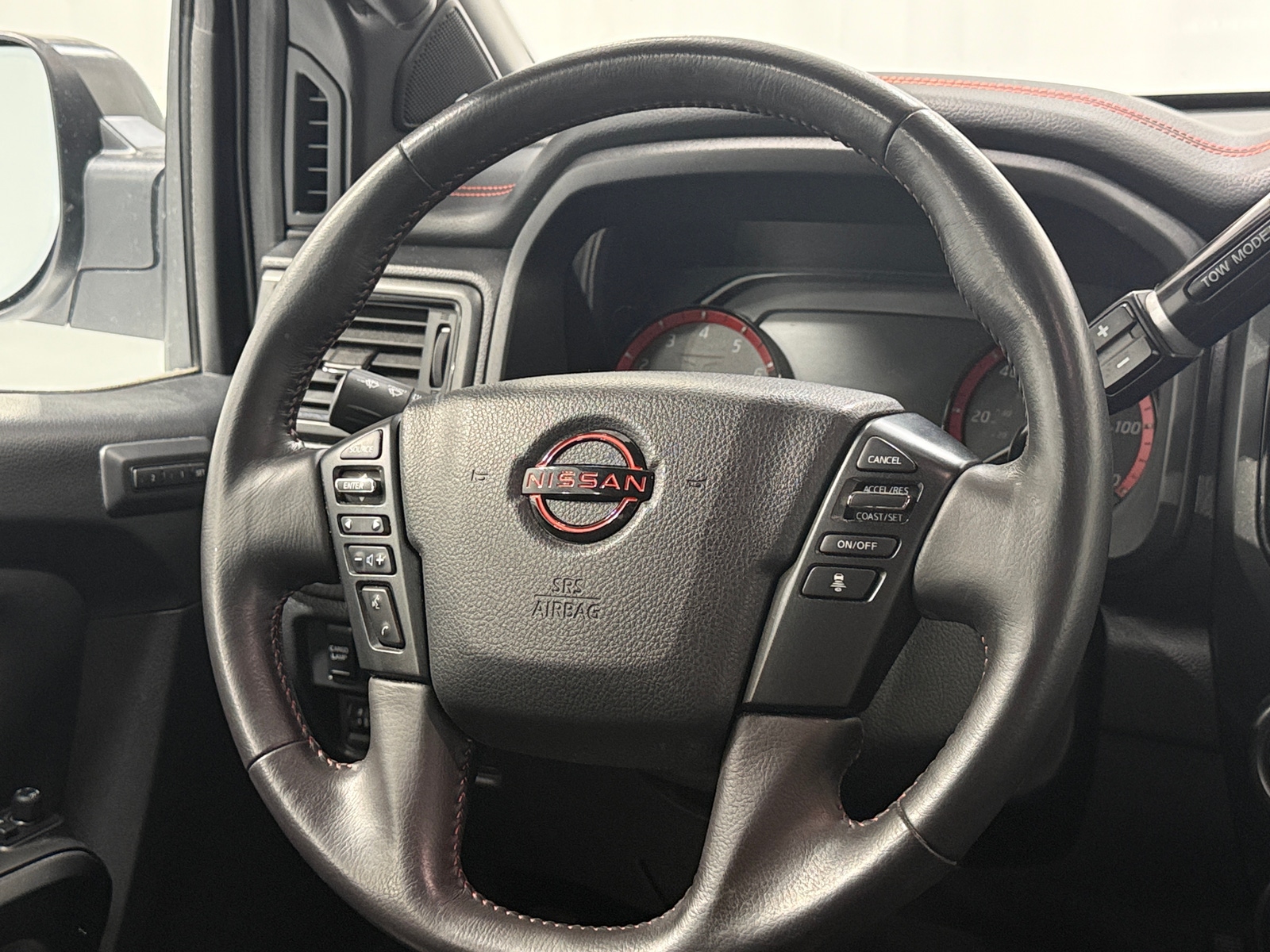Thumbnail: 2023 Nissan Titan - 5