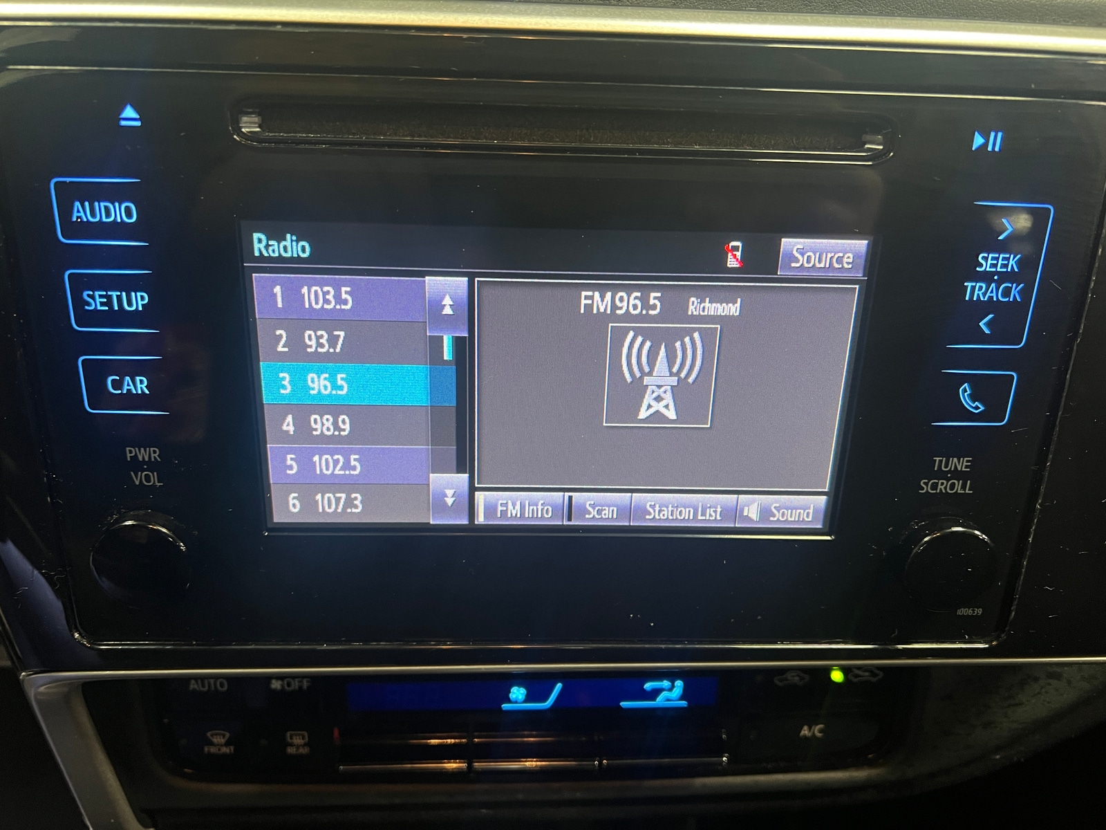 Thumbnail: 2019 Toyota Corolla - 4