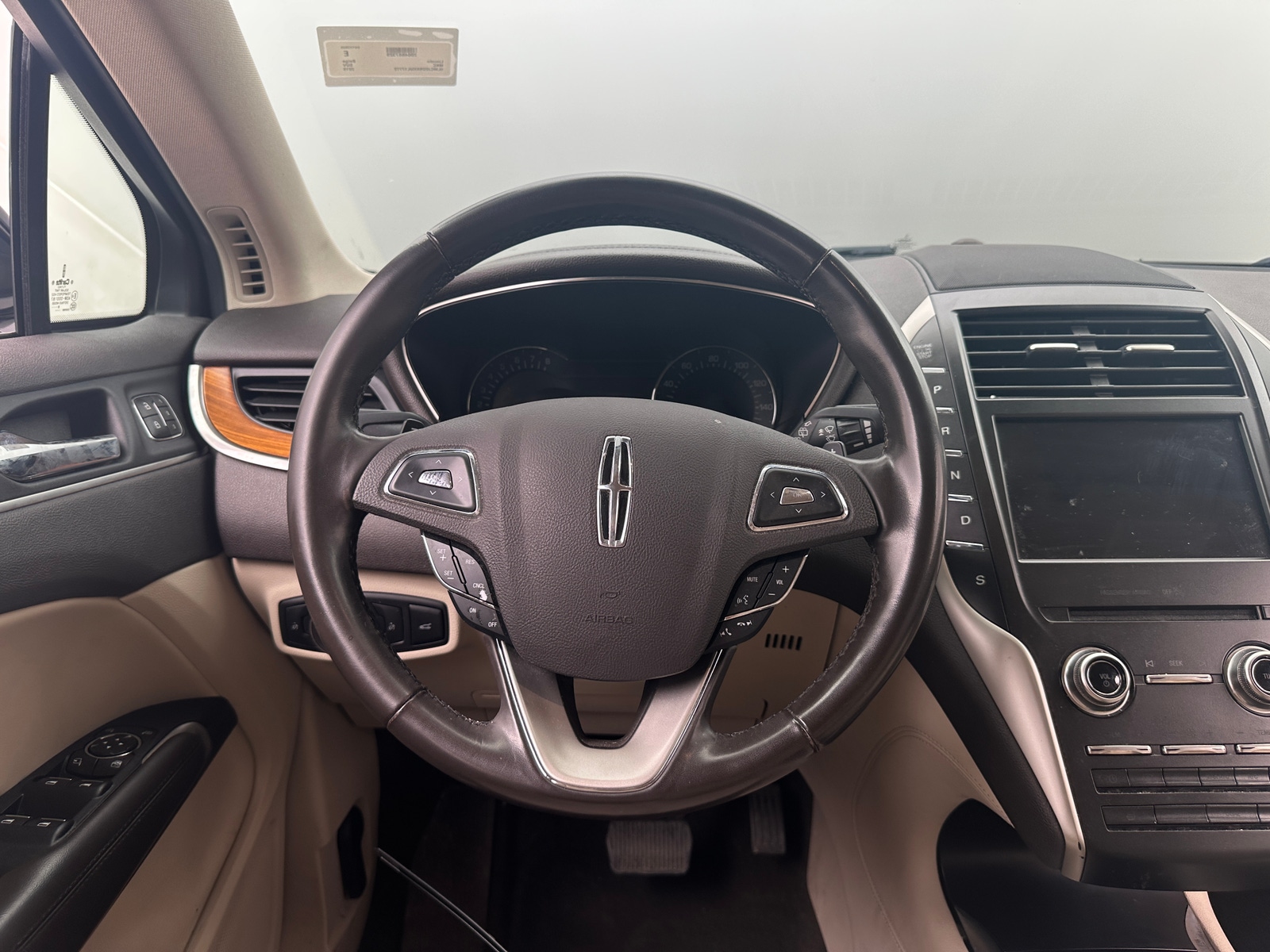 Thumbnail: 2019 Lincoln MKC - 4